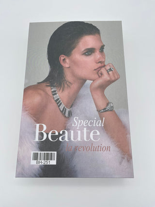 Libro decorativo